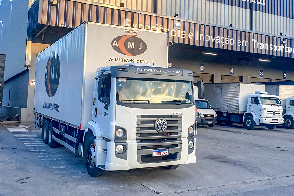 importância da segurança no transporte de cargas empresariais